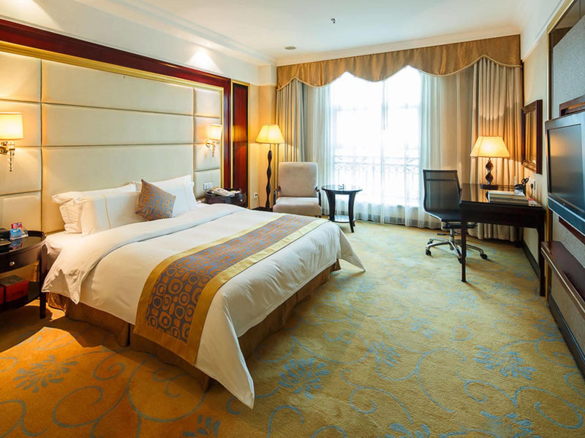 City Hotel Foshan Eksteriør billede