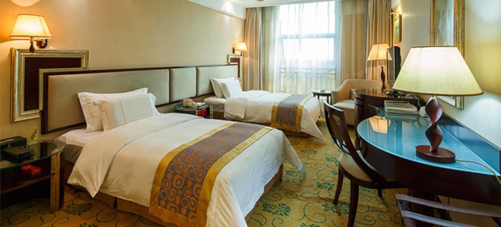 City Hotel Foshan Eksteriør billede