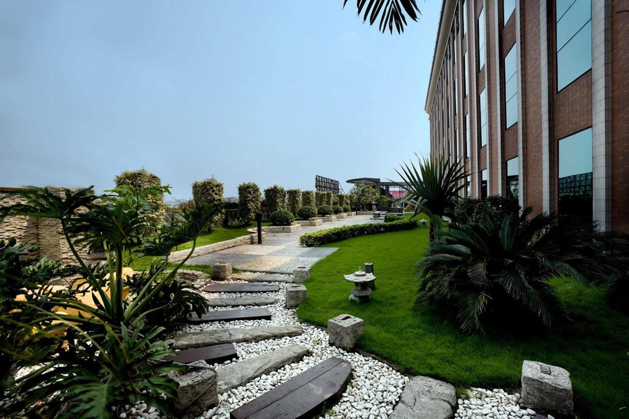 City Hotel Foshan Eksteriør billede